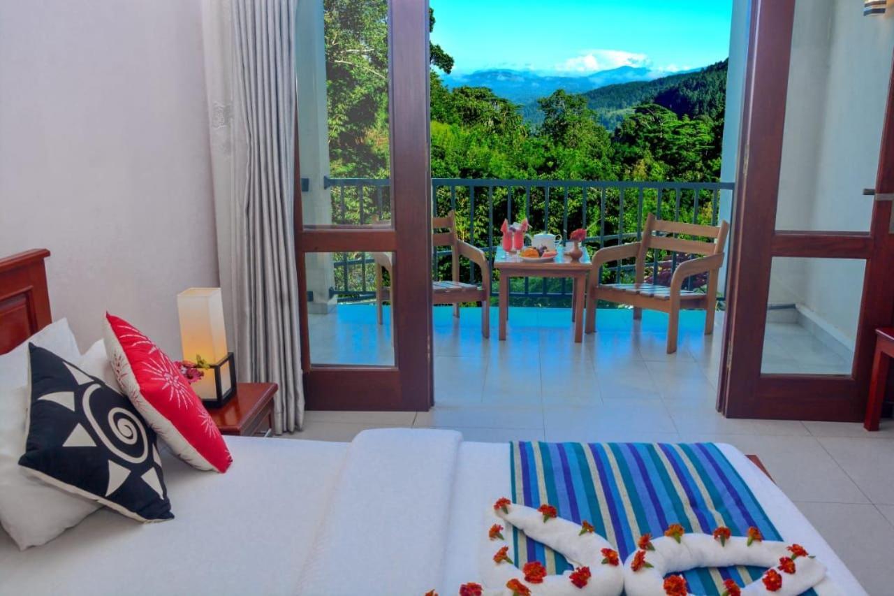 The Grand Hills Bed and Breakfast Kandy Exterior foto