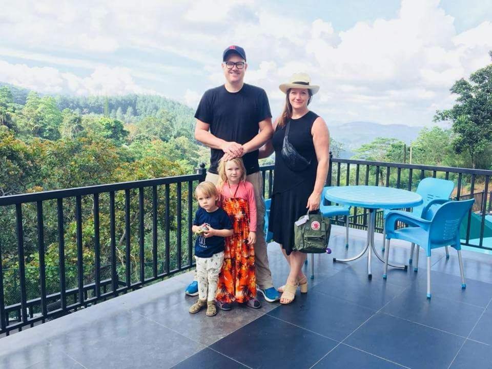 The Grand Hills Bed and Breakfast Kandy Exterior foto