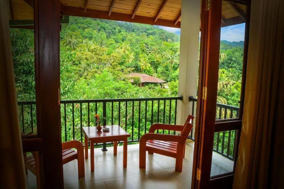 The Grand Hills Bed and Breakfast Kandy Exterior foto