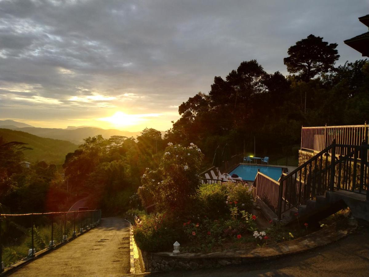 The Grand Hills Bed and Breakfast Kandy Exterior foto