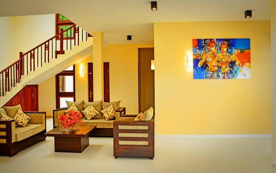 The Grand Hills Bed and Breakfast Kandy Exterior foto